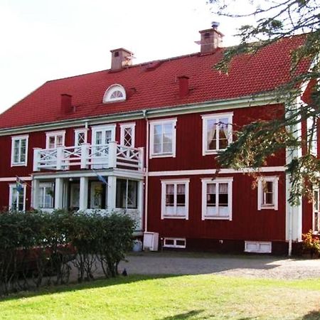 Hasslebogarden Vandrarhem Марианелунд Екстериор снимка